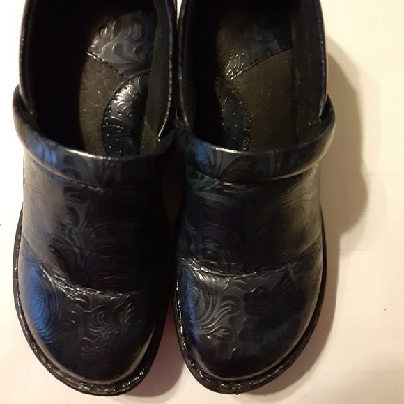 boc clogs for nursing